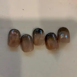 ネイル une／YUKINA 🫧大人nuanceのネイルデザイン