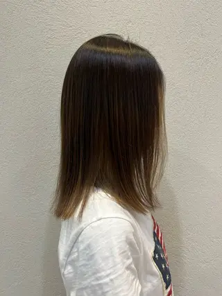 ミディアム SUR    QUATRE所属・宮前 尋のヘアスタイル