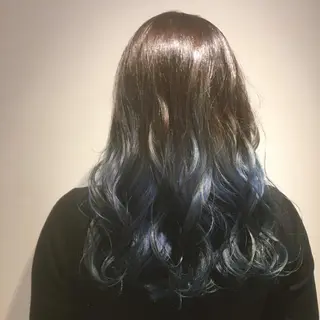 ロング カラー しのはら まどかのヘアスタイル