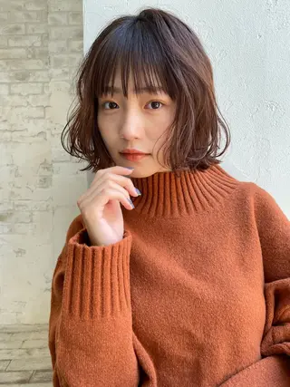 ショート マトリ コウジのヘアスタイル