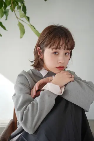 ミディアム ベージュカラー 新潟/万代/井上佑のヘアスタイル
