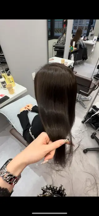 ロング 韓国風✨髪質改善✨ 縮毛矯正✨松浦知奈美のヘアスタイル