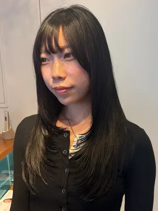 ロング カラー RIN／韓国ヘア レイヤーカットのヘアスタイル