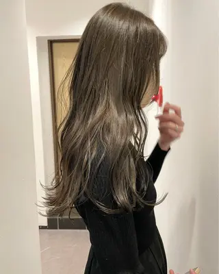 セミロング カラー 透明感カラー＊ レイヤー/清水大地のヘアスタイル