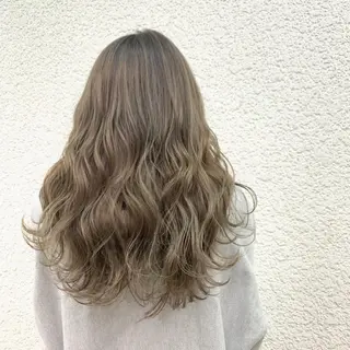 ロング Jewel Box所属・髪質改善ストレート 特化⭐️杉本奈稀沙のヘアスタイル