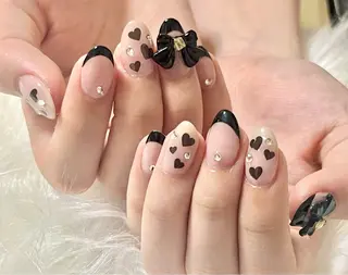 ネイル hohomi .のネイルデザイン