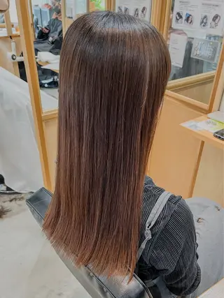 ロング FERIA かりんのヘアスタイル