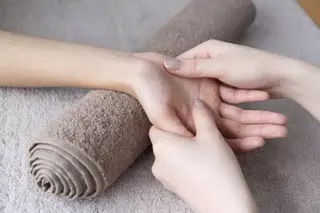 Angelique 本店motekiのネイルデザイン