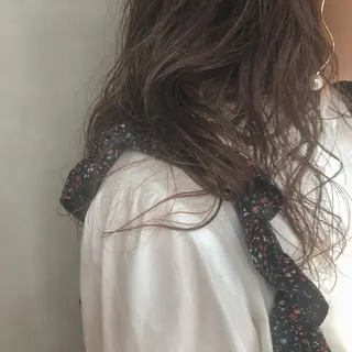 ミディアム パーマ やまもと さえのヘアスタイル