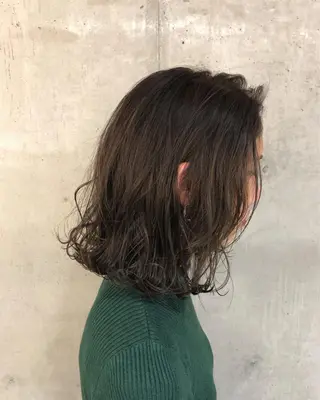 ミディアム カラー 顔周りカット/髪質改 善/新宿/畑中稔里のヘアスタイル