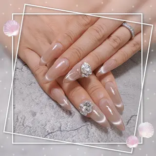 ロング FLORA NAIL SALONのネイルデザイン
