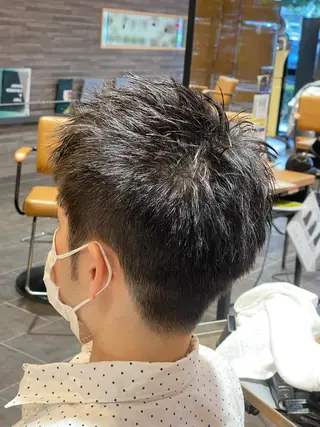 メンズ 尾崎 優也のヘアスタイル