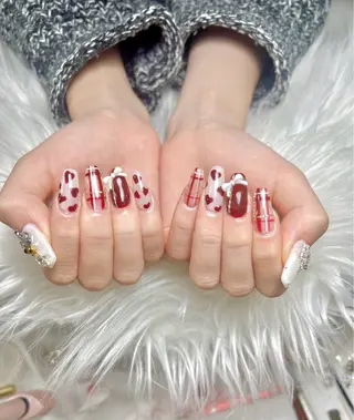 ネイル T. Leeのネイルデザイン