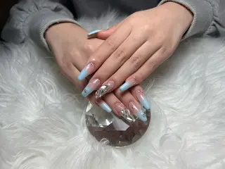 ネイル 井尻 紗菜のネイルデザイン