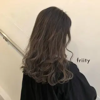 ミディアム カラー 中司 莉菜のヘアスタイル