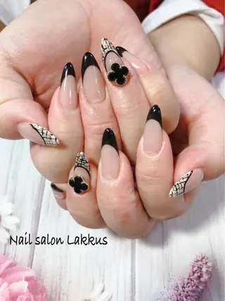 ネイル Lakkus T－CHIのネイルデザイン