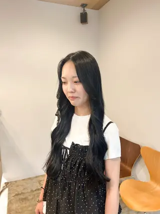 ロング カラー 川端 明莉のヘアスタイル