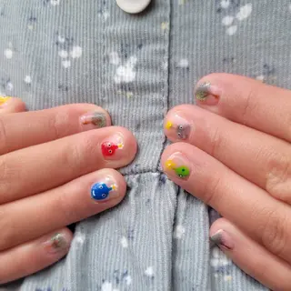 ネイル 🌲🌳🚪iiit o🌲🌳🌲のネイルデザイン