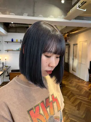 ミディアム カラー HOMIE TOKYO所属・sora / 渋谷 / ハイトーンのヘアスタイル