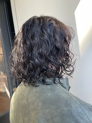 ミディアム パーマ Toiro 横浜所属・🎀レイヤー/パーマ カラー/ai🎀のヘアスタイル