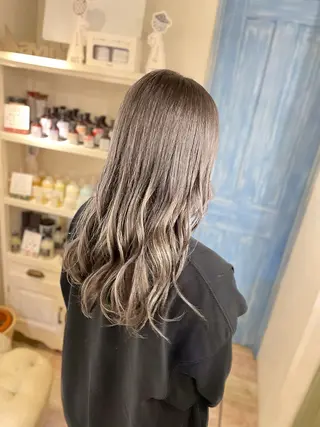 ロング カラー やまだ→アトリエニノ モデルさん募集中！のヘアスタイル