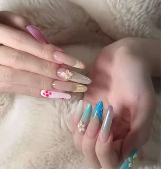 ネイル 相沢 さやかのネイルデザイン