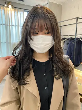 ロング カラー 透明感カラー 🩰asumiのヘアスタイル