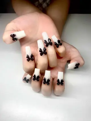 ネイル Hi beauty テイのネイルデザイン