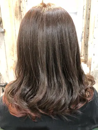 ロング 川野 賢のヘアスタイル