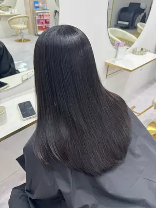 セミロング REI /艶髪/透明 感カラー/ボブのヘアスタイル