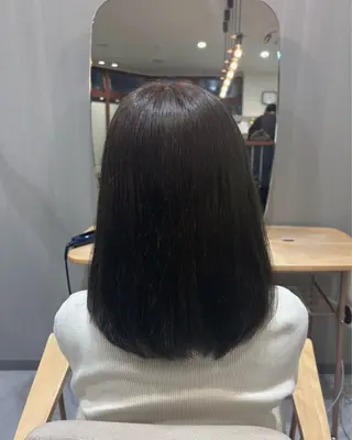 カラー 崎村 寧々のヘアスタイル