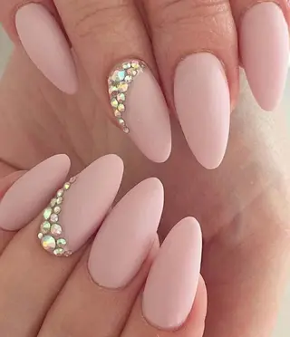 ネイル 「Honey NAIL新宿店」所属・Honey スカルプ専門店のネイルデザイン