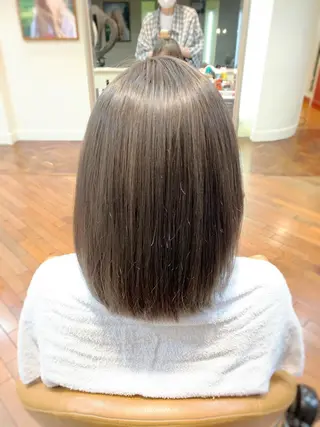 セミロング カラー Ceaven 溝の口【セヴン】所属・小山 竜也のヘアスタイル