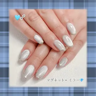 ネイル アネラ もか.⋆𝜗𝜚のネイルデザイン