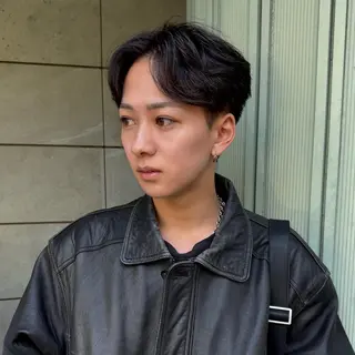 メンズ FILMS Chiba所属・Hiroki/韓国 センターパートのヘアスタイル