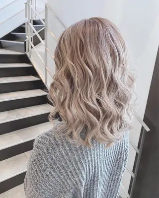 ミディアム カラー ヘアアレンジ 【Diar】オーナー アキヨシケンタのヘアスタイル