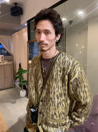 パーマ メンズ 美髪・シールエクステ ホソタニリョウコのヘアスタイル