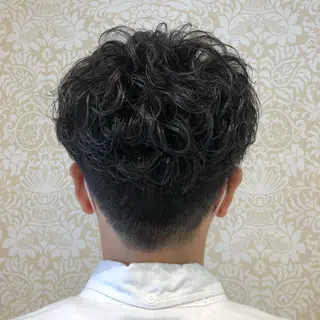 メンズ 🐠寒色系×パーマ 櫻井　麿偉🐏のヘアスタイル