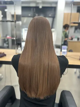 ロング カラー YUKA🤍ベージュ /ミルクティーのヘアスタイル