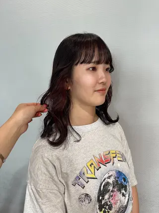 セミロング カラー 塩澤 榛奈のヘアスタイル
