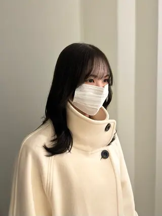 ロング カラー 内沼 恵留菜のヘアスタイル