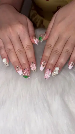 ネイル 👽個性派ネイル🎀 komachiのネイルデザイン