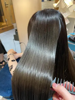 カラー 髪質改善＆艶髪美髪エステ専門店　Lyrae～リラエ～所属・西梅田🌿髪質改善 井手　浩太朗のヘアスタイル