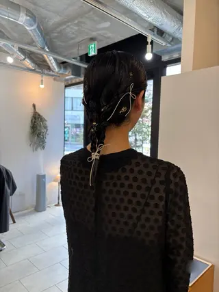 ミディアム ヘアアレンジ NOUN所属・eri kinjoのヘアスタイル