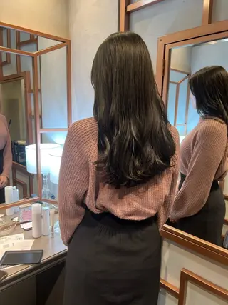 ロング Aya/四条烏丸/ インナーカラーのヘアスタイル