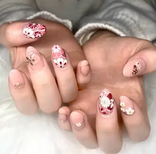 ネイル Hi Beauty 渋谷(ネイル、ハイパーナイフ6、脂肪れいきゃく、マッサージ＆エステサロン)所属・Hi beauty 渋谷のネイルデザイン