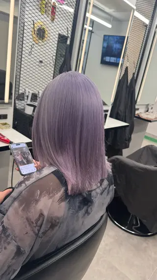 ミディアム カラー ZYNX所属・MAHIRO/複雑 履歴/ハイトーンのヘアスタイル