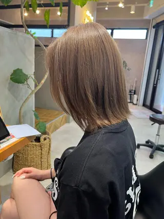 ミディアム カラー _WHITE+ 南海難波店所属・水素カラー/ 髪質改善水素/そらねのヘアスタイル
