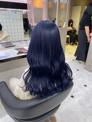 カラー 🩶niina 暗髪韓国系カラー🩶のヘアスタイル