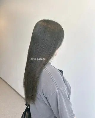 ロング 韓国レイヤー 🩶丸岡優里のヘアスタイル